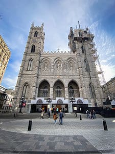 Notre Dame Basilica in Montreal is one of the best things about Montreal