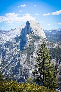 Half Dome view from Glacier Point in Yosemite