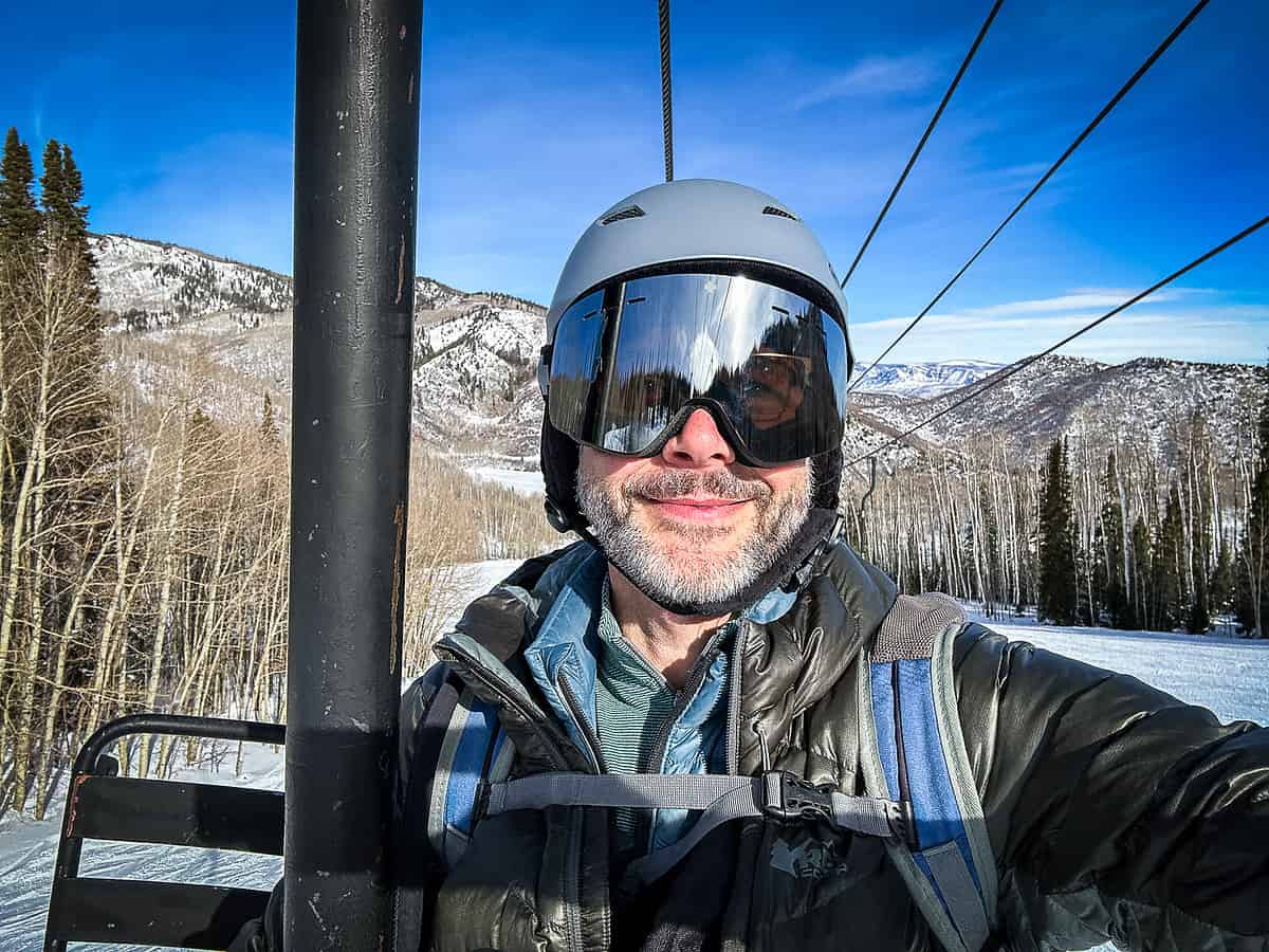 20240120 glenwoodwinter 1206 Man on ski lift at Sunlight Mountain Ski Resort in Glenwood Springs, Colorado